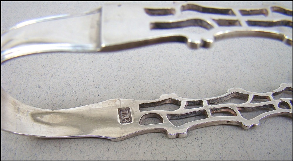 GEORGIAN CAST SILVER SUGAR TONGS BY JOHN BOURNE, LONDON CIRCA 1775 View IV