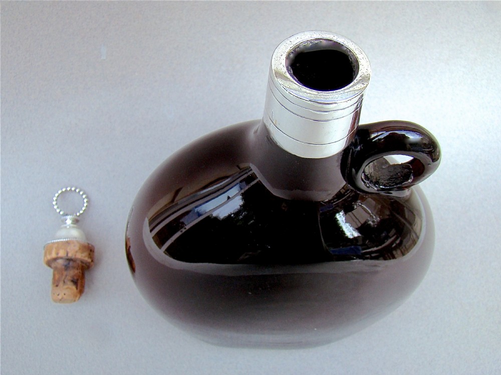 MID 19TH CENTURY OLD SHEFFIELD PLATE & AMBER  GLASS FLAGON, CIRCA 1860 View V