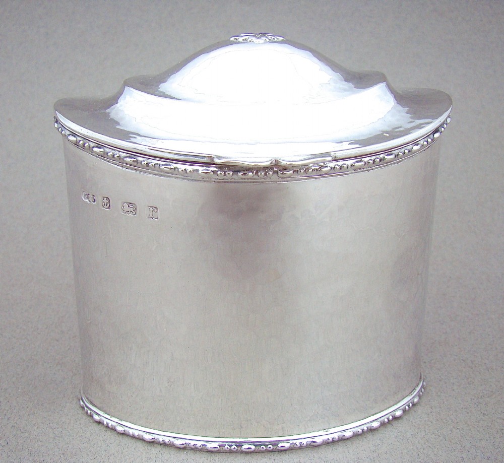 RARE ARTS & CRAFT SPOT-HAMMERED TEA CADDY BY DEBENHAMS LTD, BIRMINGHAM 1916 View II