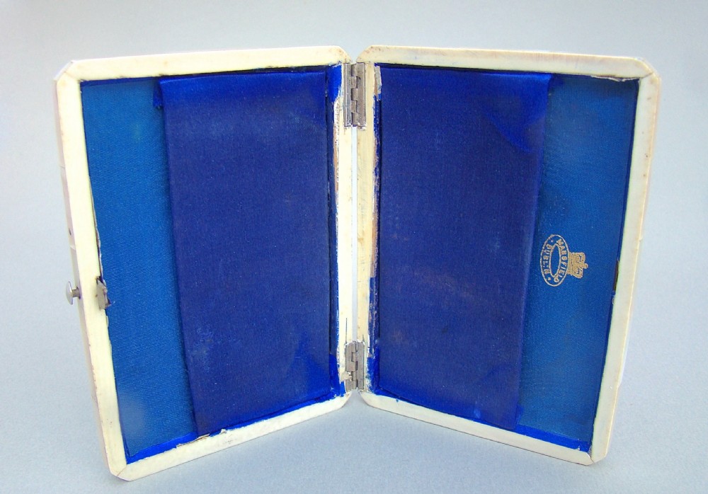 VICTORIAN SILVER & MOTHER OF PEARL AESTHETIC MOVEMENT CALLING CARD CASE , CIRCA 1870 View VII