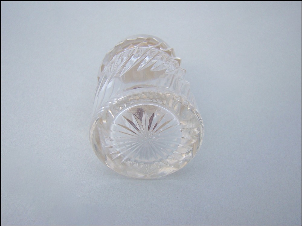 EDWARDIAN SILVER MOUNTED CUT GLASS GLUE POT BY JOHN GRINSELL & SONS, BIRMINGHAM 1903 View IV
