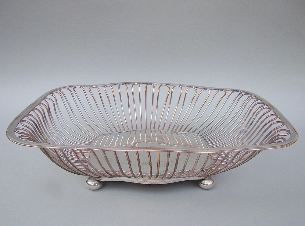 GEORGIAN OLD SHEFFIELD PLATE WIREWORK BREAD BASKET, CIRCA 1800