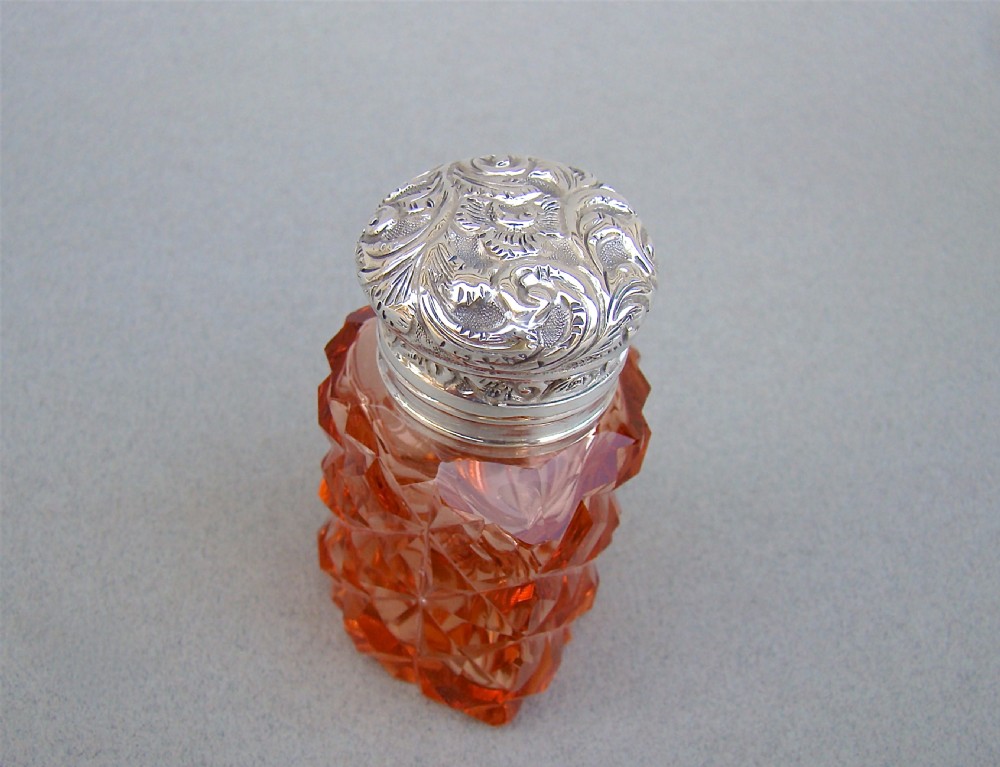 UNUSUAL VICTORIAN SILVER & CUT GLASS HEART-SHAPED SCENT BOTTLE , CIRCA 1895 View VI