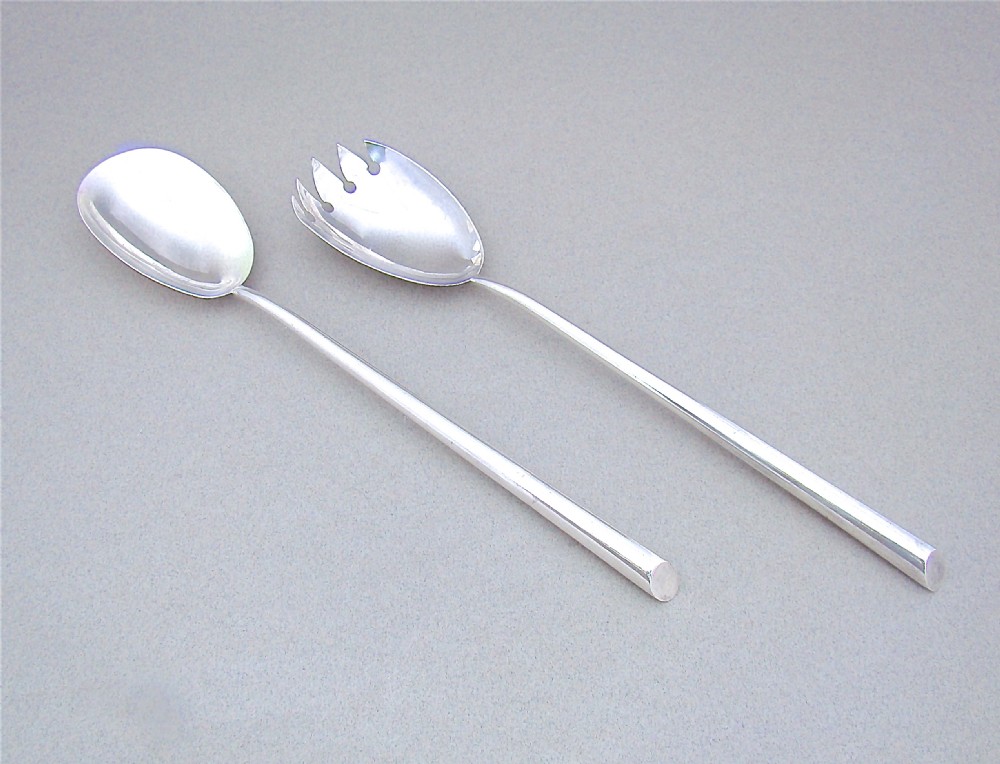 PAIR OF GEORGE V SOLID SILVER  SALAD SERVERS BY  JOHN GRINSELL & SONS, BIRMINGHAM 1912