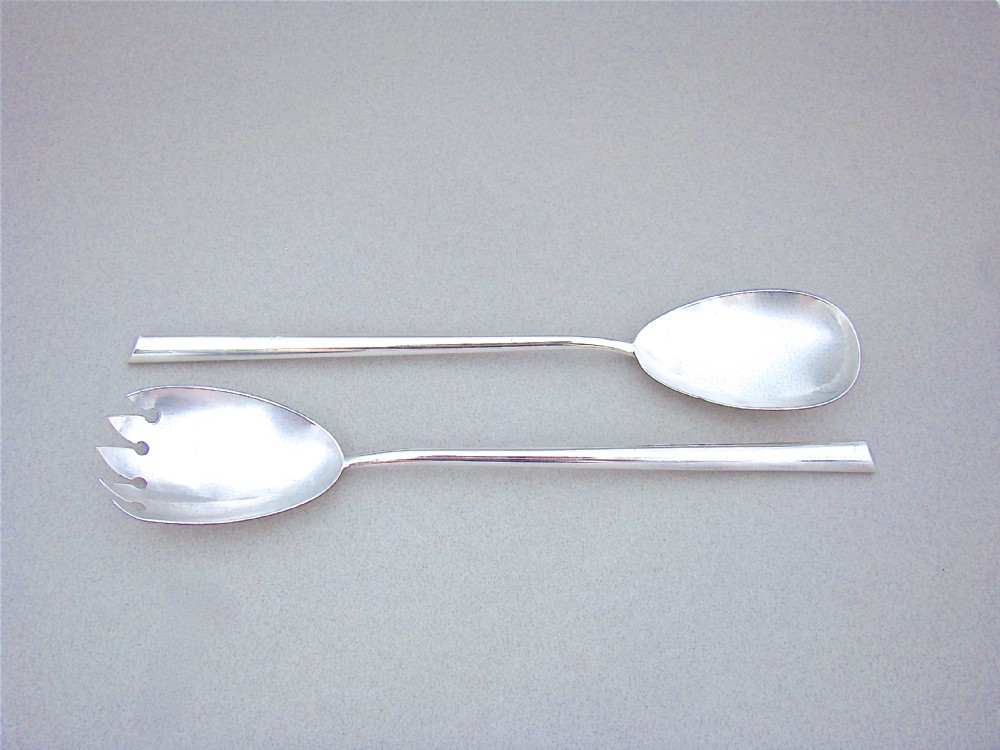 PAIR OF GEORGE V SOLID SILVER  SALAD SERVERS BY  JOHN GRINSELL & SONS, BIRMINGHAM 1912 View VI