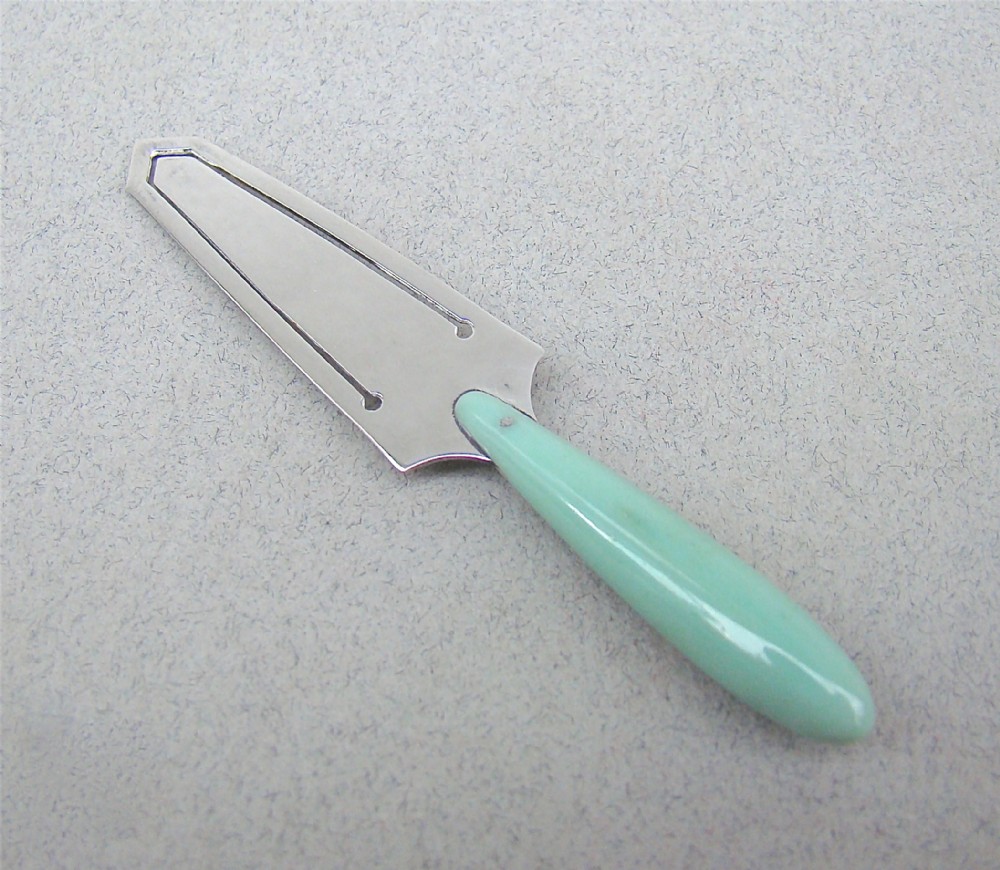 UNUSUAL GEORGE V SILVER AND PALE GREEN BAKELITE BOOKMARK BY CHARLES HORNER, CHESTER 1912