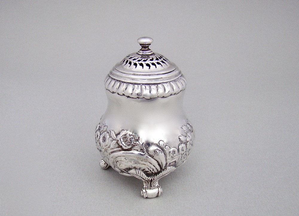 EXQUISITE GEORGIAN SILVER POUNCE POT BY JOSEPH ANGELL, LONDON 1825 View II