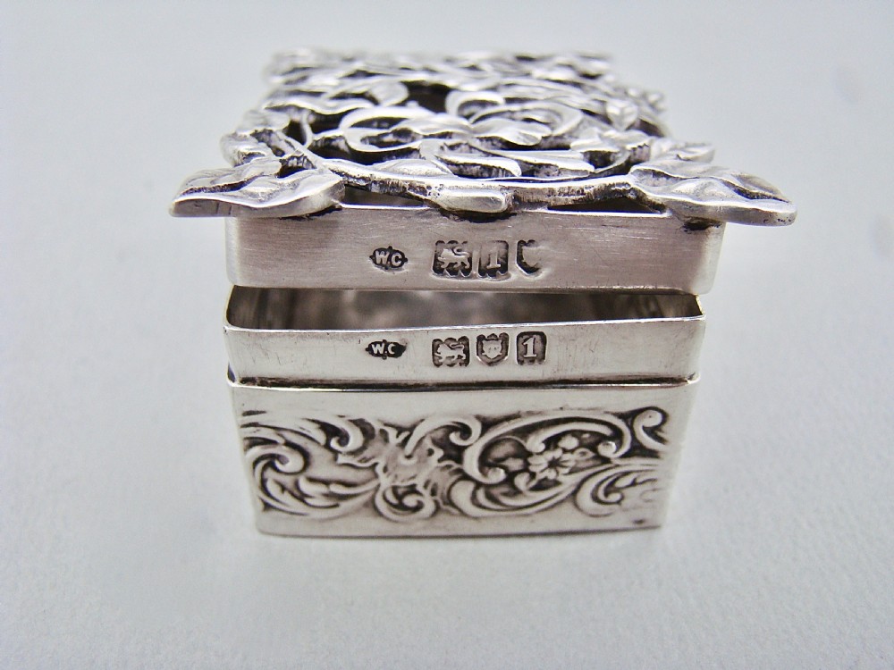 ART NOUVEAU SILVER POT POURRI BOX BY WILLIAM COMYNS, LONDON 1906 View VI
