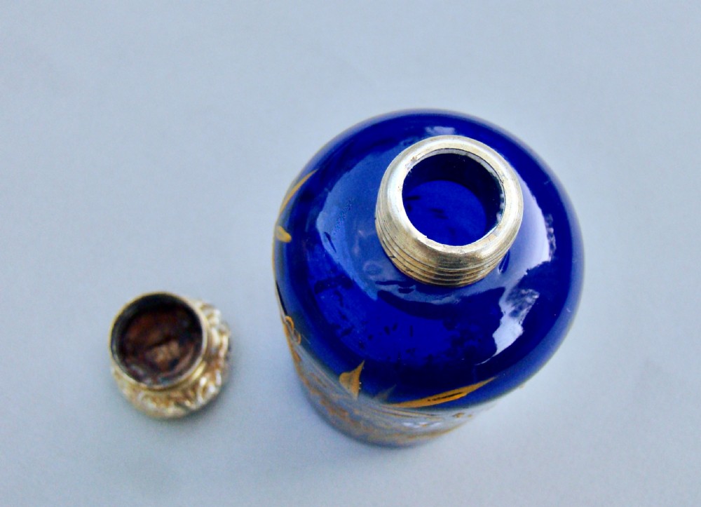 VICTORIAN SILVER GILT & ENAMELLED GLASS SCENT BOTTLE, CIRCA 1890 View VI