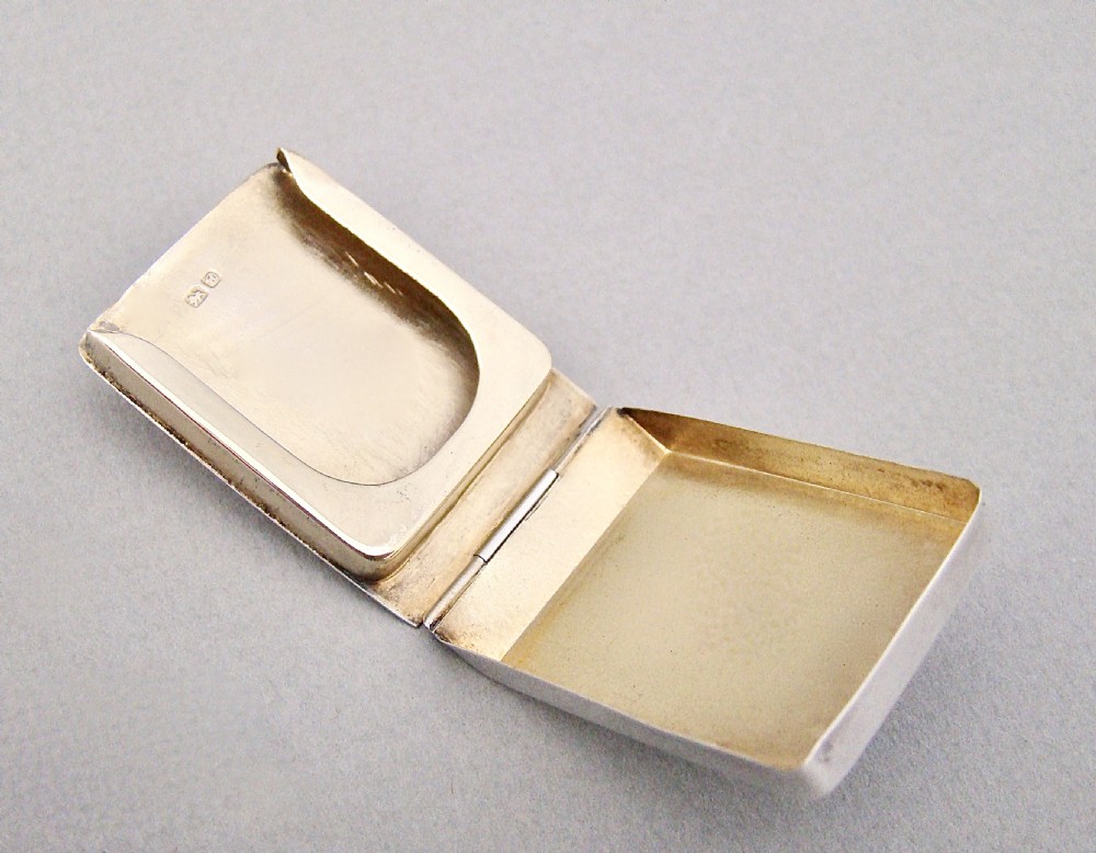 SMALL EDWARDIAN NOVELTY SILVER TRUMP MARKER CASE BY THE BOOTS COMPANY, CHESTER 1905 View VI