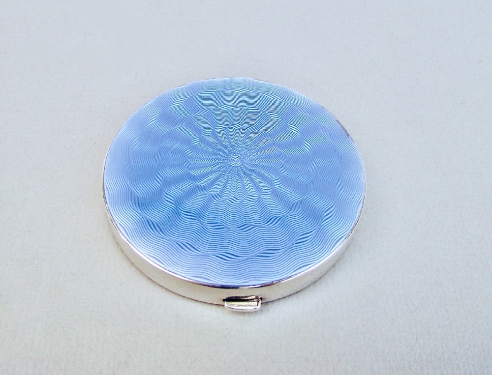 ART DECO SILVER AND GUILLOCHE ENAMEL COMPACT BY W. I. BROADWAY & CO,  BIRMINGHAM 1932