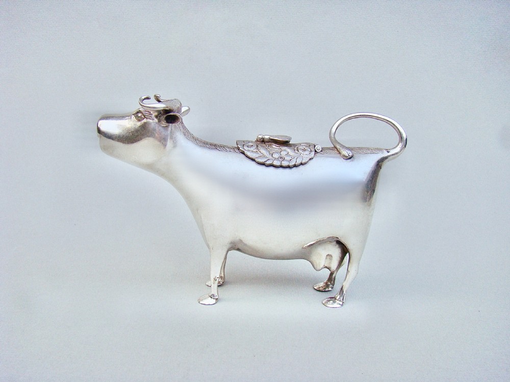 EXQUISITE 19TH C. DUTCH SILVER COW CREAMER, CIRCA 1890 View IV