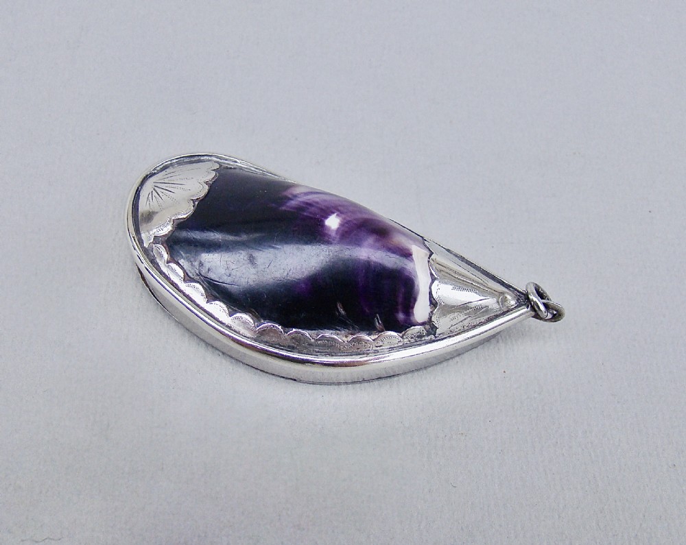 UNUSUAL EDWARDIAN SILVER PLATED MASONIC MUSSEL SHELL SNUFF BOX, CIRCA 1900 View II