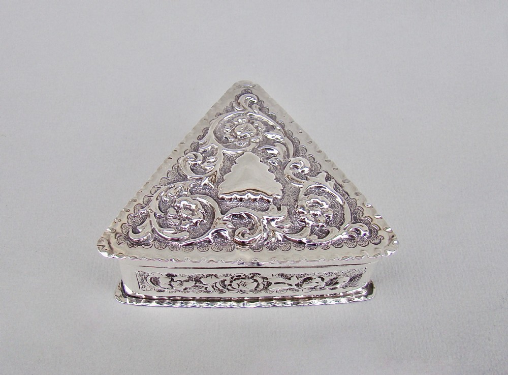 UNUSUAL VICTORIAN SILVER TRINKET BOX BY GEORGE HOWSON, LONDON 1885