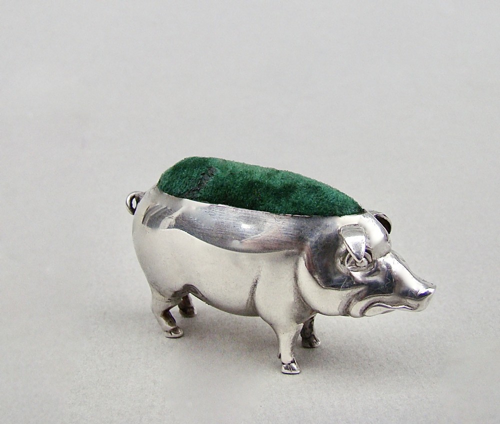 SMALL EDWARDIAN SILVER PIG PIN CUSHION BY SYDNEY & CO, BIRMINGHAM CIRCA 1900