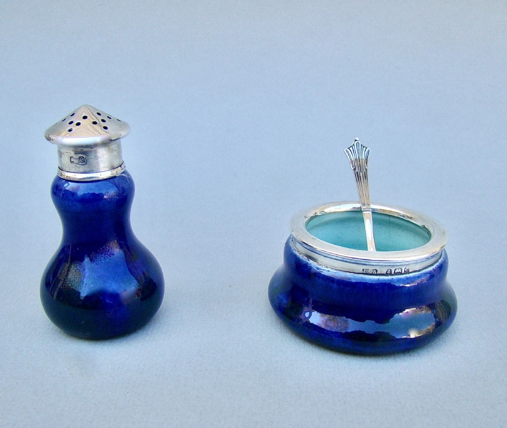 CHARMING EDWARDIAN SILVER MOUNTED SALT & PEPPER SET BY LEVI & SALAMAN, BIRMINGHAM 1905 View II