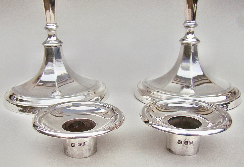 ELEGANT PAIR OF EDWARDIAN STERLING SILVER COLUMN CANDLESTICKS BY FORDHAM & FAULKNER, SHEFFIELD 1910 View IV
