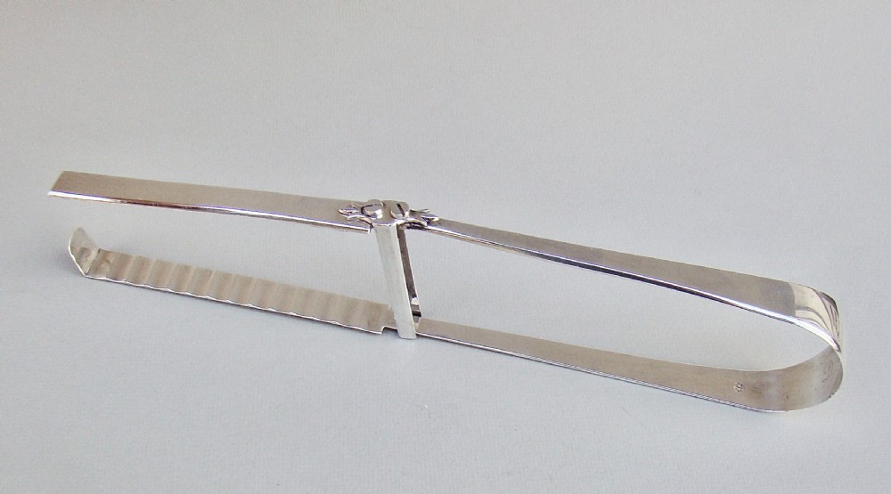 PAIR OF GEORGIAN SILVER SANDWICH OR ASPARAGUS TONGS BY THOMAS NORTHCOTE & GEORGE BOURNE, LONDON 1795