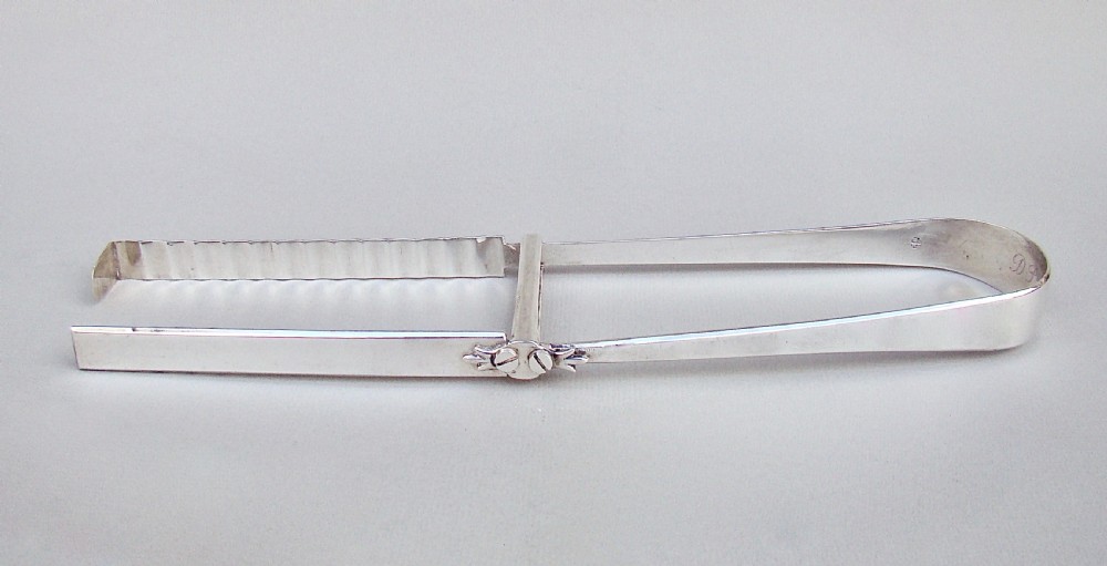 PAIR OF GEORGIAN SILVER SANDWICH OR ASPARAGUS TONGS BY THOMAS NORTHCOTE & GEORGE BOURNE, LONDON 1795 View II