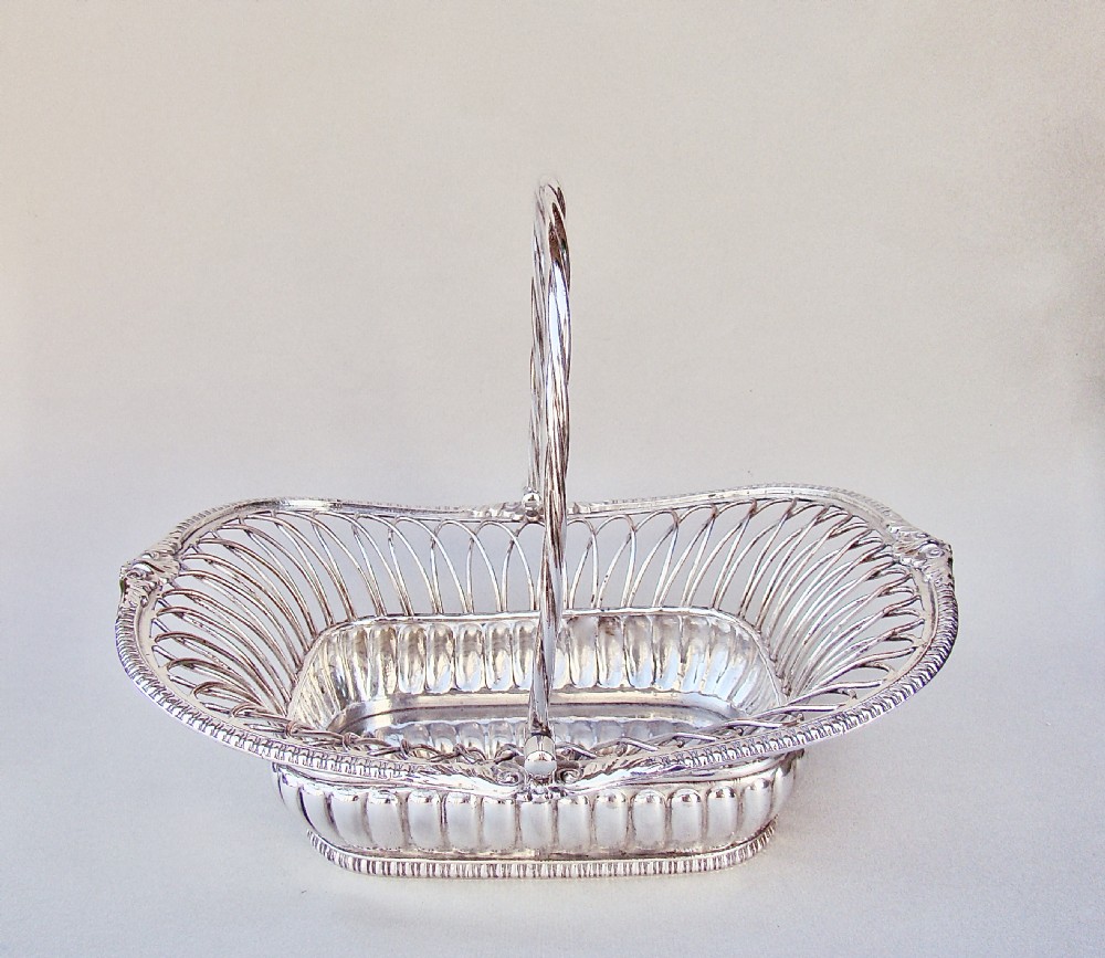 FABULOUS GEORGIAN OLD SHEFFIELD PLATE WIREWORK BREAD BASKET, CIRCA 1825
 View III