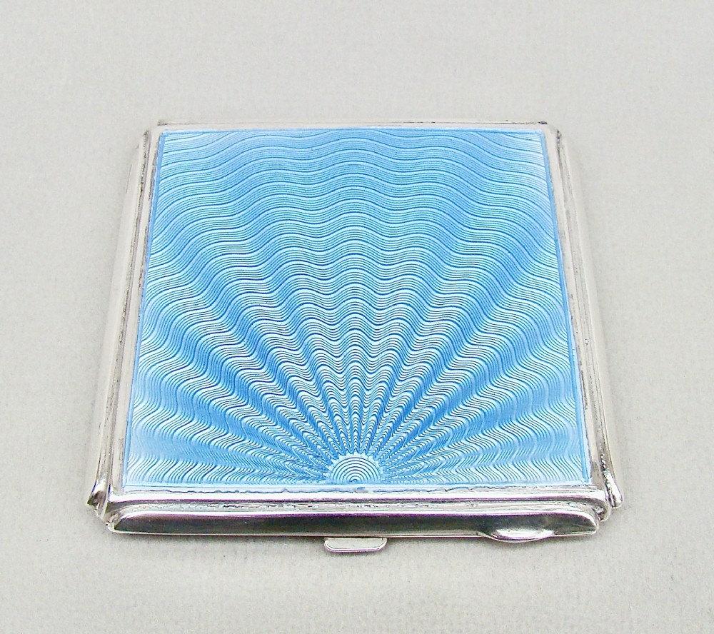 STUNNING ART DECO SILVER AND GUILLOCHE ENAMEL COMPACT BY DEAKIN & FRANCIS, BIRMINGHAM 1921