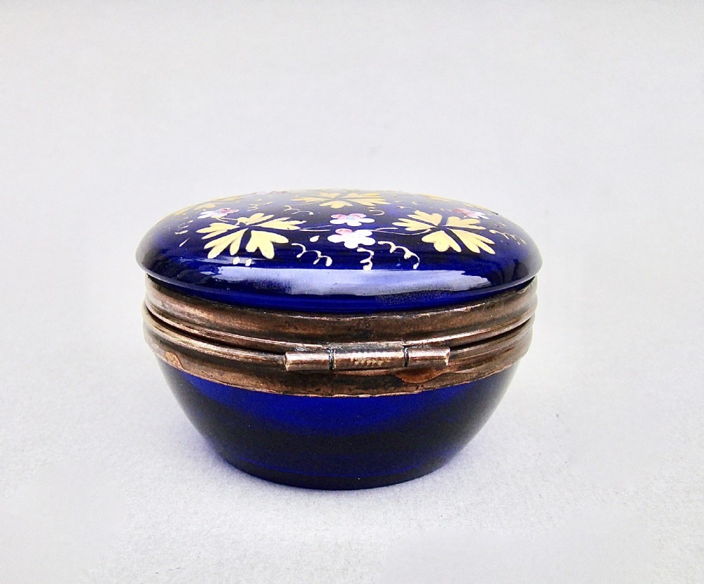 19TH CENTURY ENAMELLED BRISTOL BLUE GLASS TRINKET BOX, CIRCA 1890 View VI