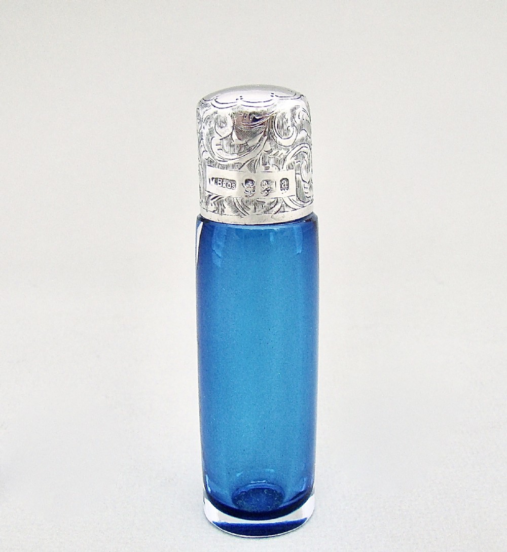 RARE VICTORIAN SILVER AND TURQUOISE GLASS SCENT BOTTLE  BY THE MOUSLEY BROTHERS, BIRMINGHAM 1900
