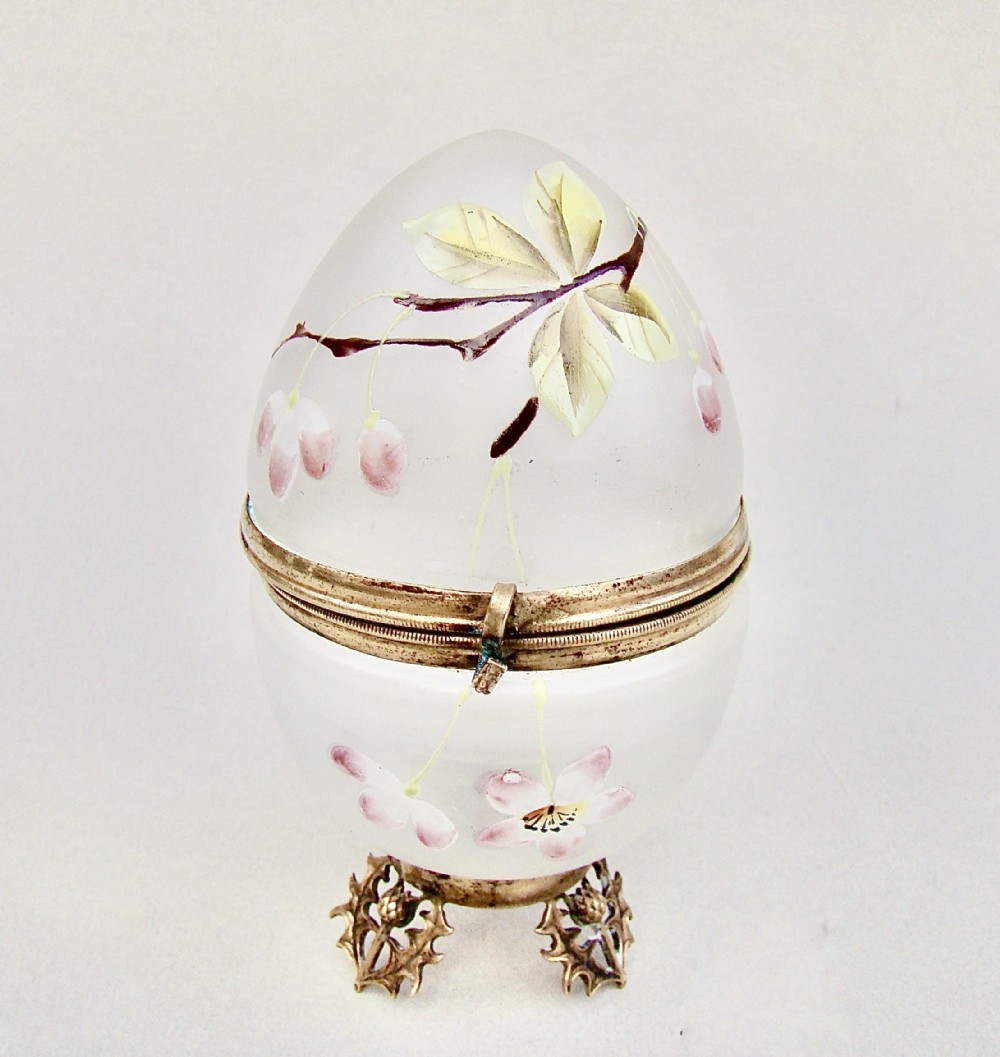 RARE 19TH C. FRENCH EGG-SHAPED ENAMELLED GLASS TRINKET BOX WITH ORMULU MOUNTS, CIRCA 1890
