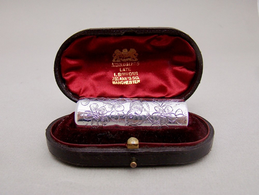 CASED VICTORIAN SILVER AESTHETIC MOVEMENT SCENT BOTTLE BY SAMPSON MORDAN, LONDON 1889