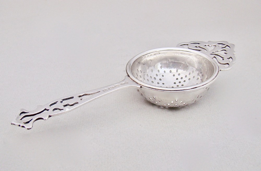 GEORGE V SILVER TEA STRAINER BY WILLIAM SUCKLING, BIRMINGHAM 1924 View VI