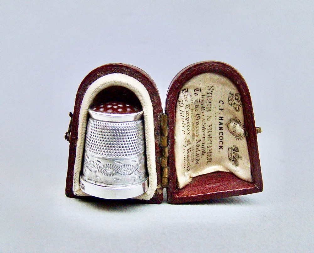 CASED GEORGE V SILVER & CARNELIAN AGATE THIMBLE BY JAMES SWANN & SON, BIRMINGHAM 1922 View II