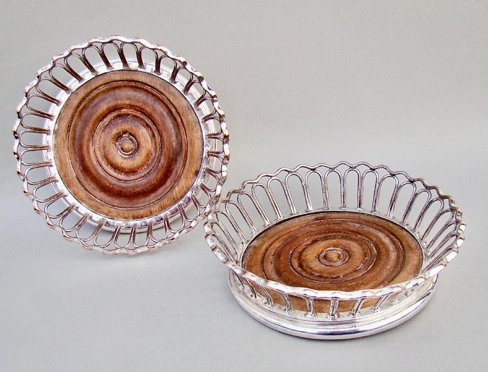 PAIR OF GEORGIAN OLD SHEFFIELD PLATE WIREWORK WINE COASTERS, CIRCA 1800