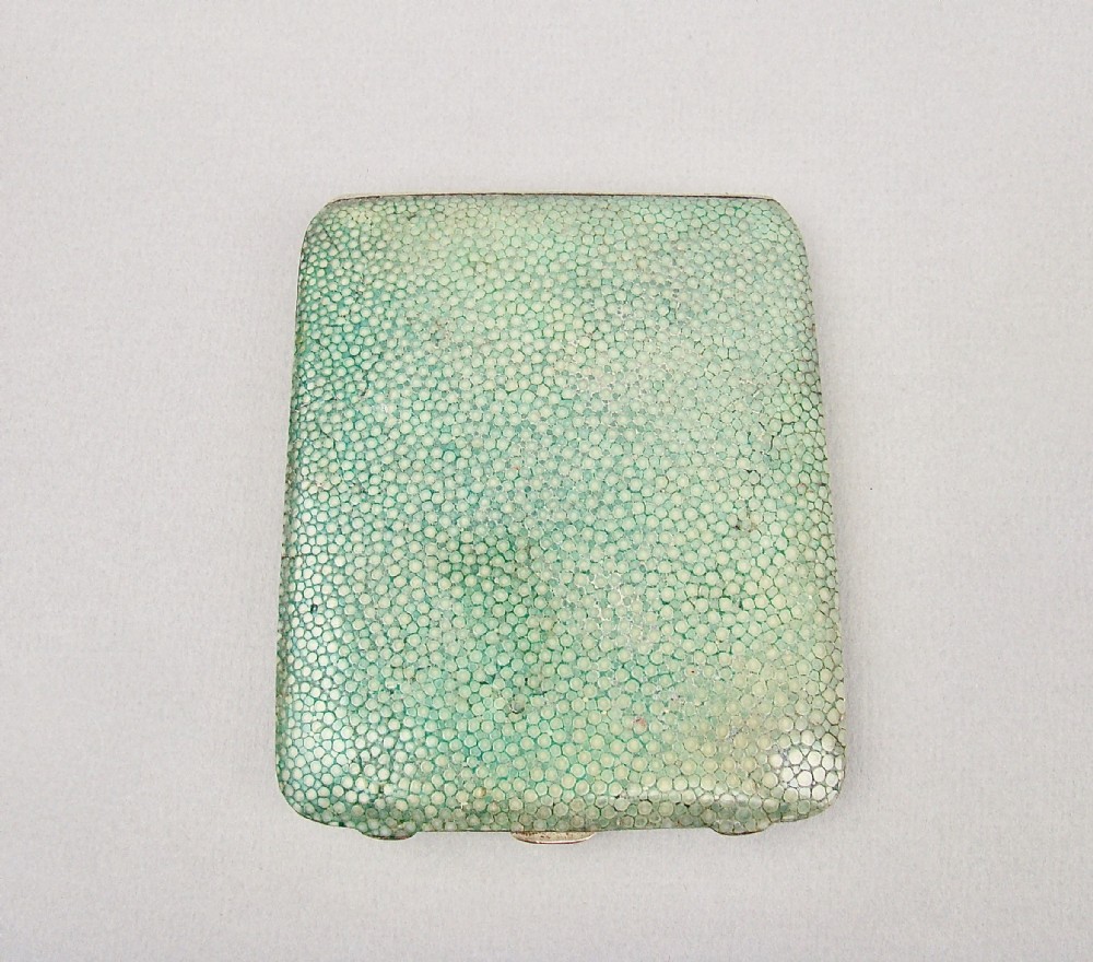 ART DECO SILVER PLATED SHAGREEN COMPACT, CIRCA 1930