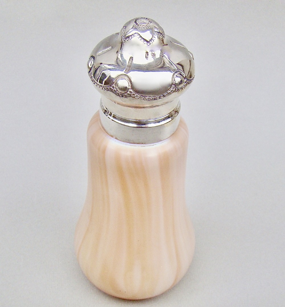 ART NOUVEAU SILVER MOUNTED AUSTRIAN IRIDESCENT GLASS COLOGNE BOTTLE, CIRCA 1900