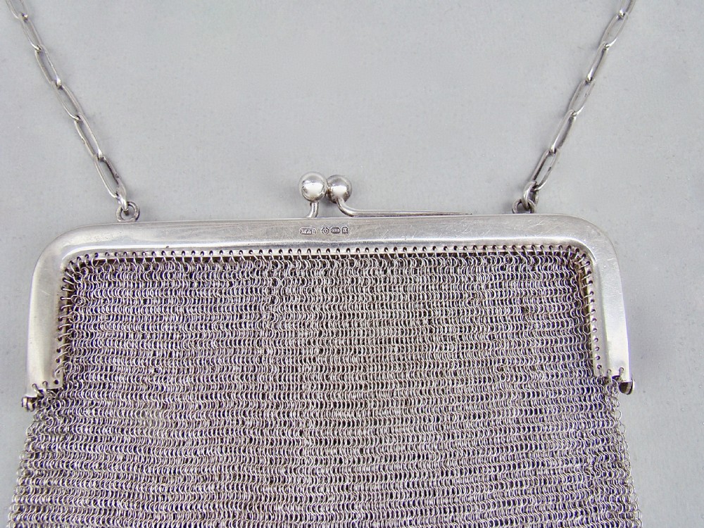 LARGE GEORGE V SILVER MESH EVENING PURSE, IMPORTS MARKS FOR LONDON 1916 View II