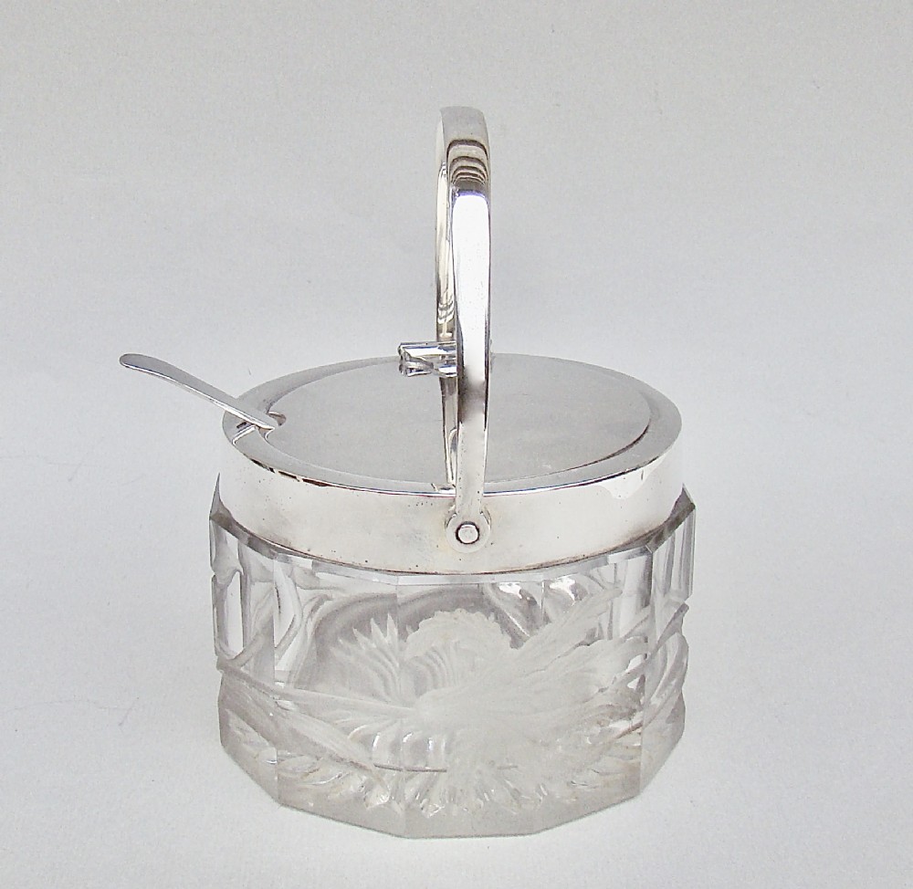 FABULOUS ART NOUVEAU HUKIN & HEATH AUTOMATED SILVER PLATED ETCHED GLASS PRESERVE JAR WITH SILVER PRESERVE SPOON