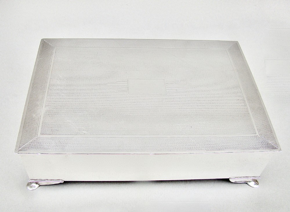 ART DECO DESIGN SOLID SILVER PLAYING CARDS BOX , BIRMINGHAM 1950