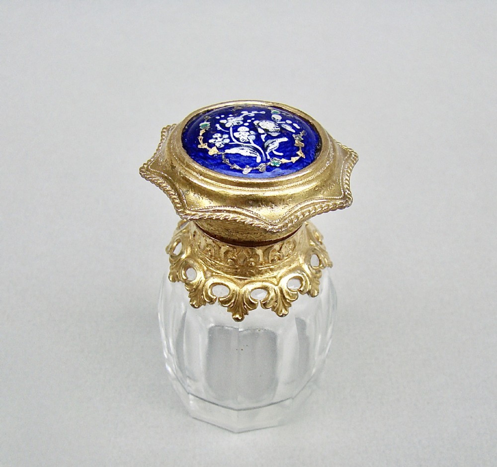 DELIGHTFUL 19TH CENTURY FRENCH PALAIS ROYAL ENAMEL & ORMULU GLASS SCENT BOTTLE, CIRCA 1880
