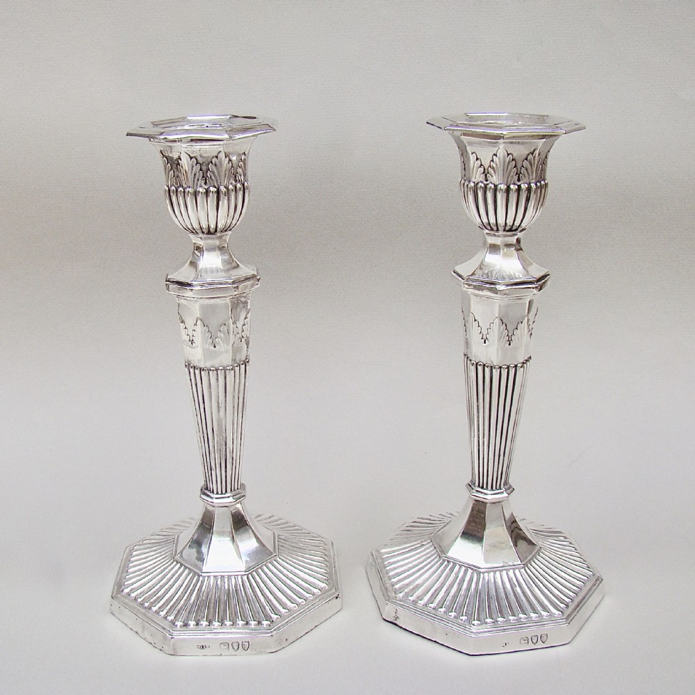 ELEGANT PAIR OF VICTORIAN STERLING SILVER CANDLESTICKS BY JOHN LE GALLAIS, LONDON 1894
