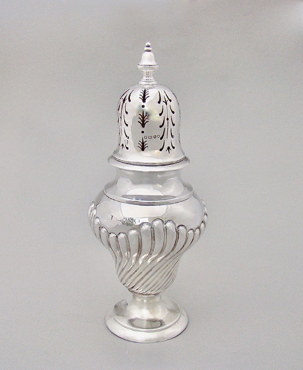 BEAUTIFUL VICTORIAN SILVER SUGAR CASTER BY SIBRAY, HALL & CO. LONDON 1888