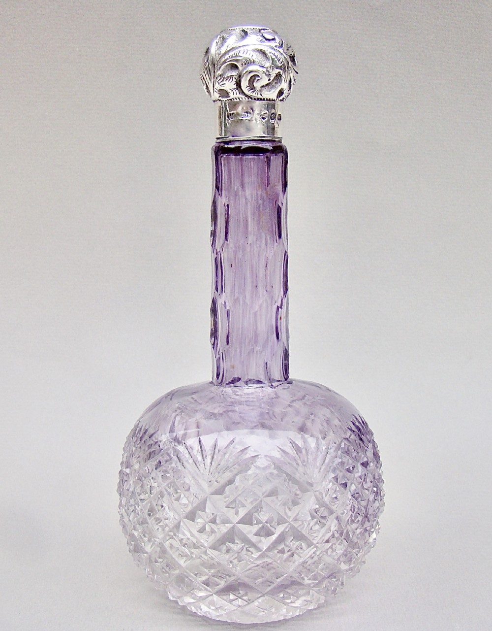 LARGE VICTORIAN SILVER MOUNTED AMETHYST GLASS SCENT BOTTLE BY M. BROS, BIRMINGHAM 1898