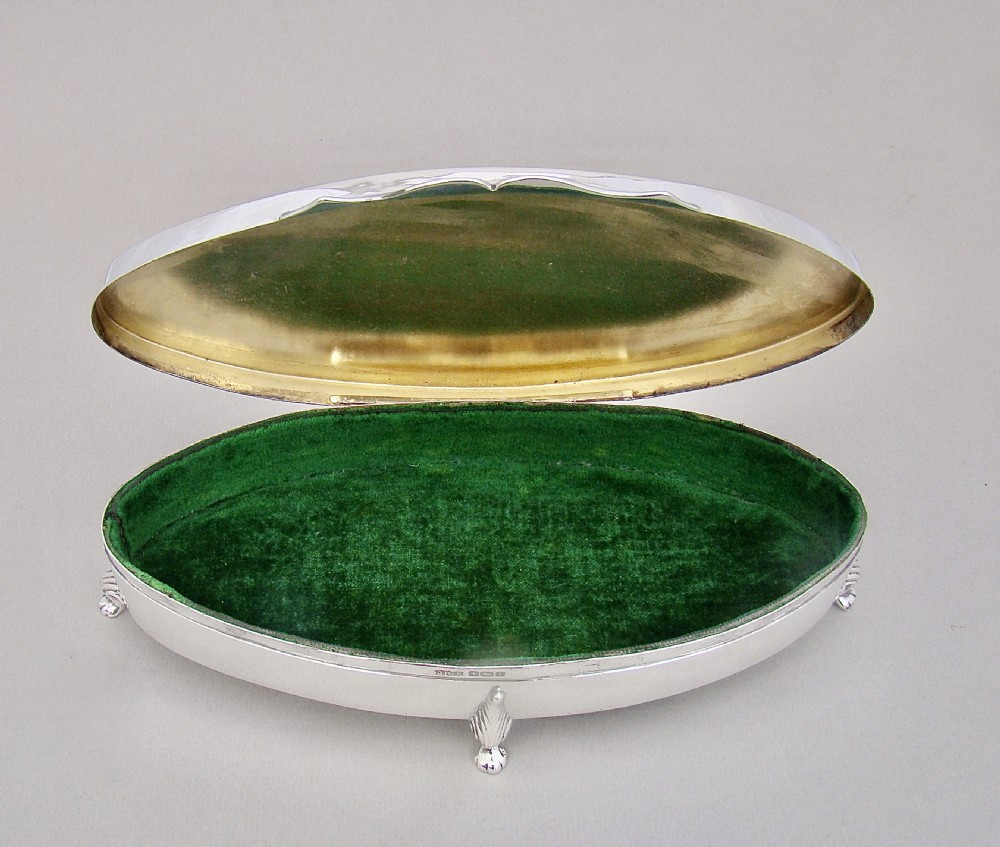 FABULOUS EDWARDIAN LARGE SILVER JEWELLERY BOX BY JAMES DIXON & SONS, SHEFFIELD 1909 View V