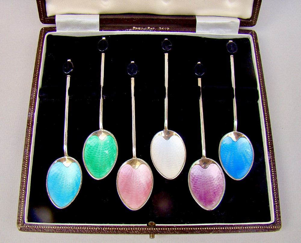 CASED SET OF 6 SILVER & GUILLOCHE ENAMEL BEAN KNOP COFFEE SPOONS BY TURNER & SIMPSON, BIRMINGHAM 1957