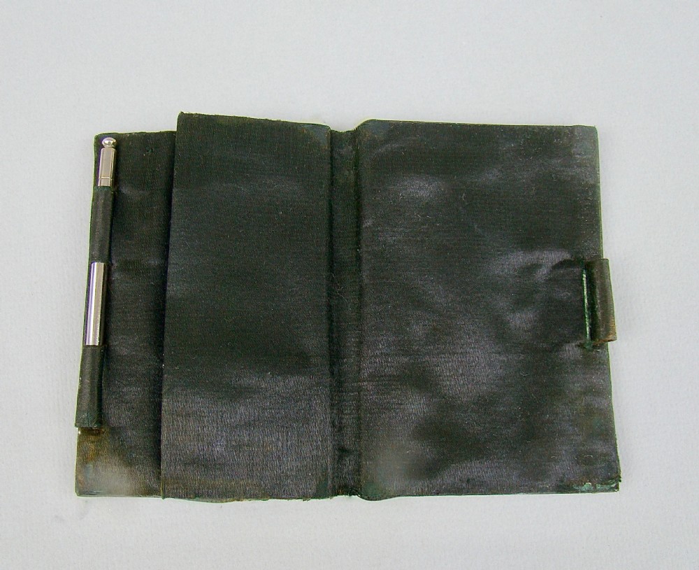 19TH CENTURY FRENCH SILVER INLAID TORTOISESHELL AIDE MEMOIRE, CIRCA 1890 View VII