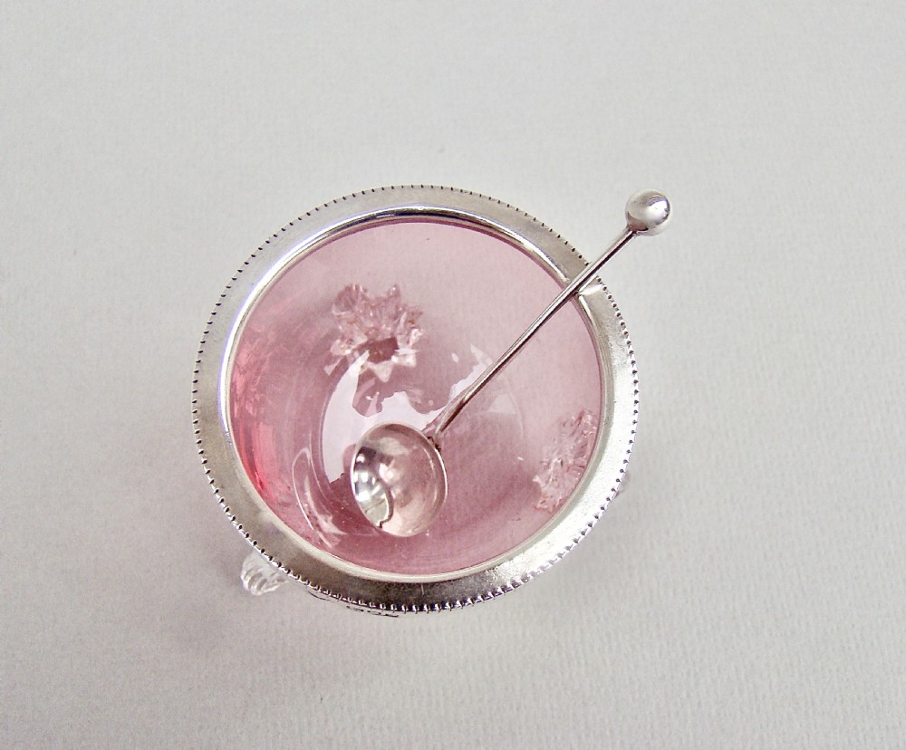 VICTORIAN SILVER MOUNTED CRANBERRY GLASS SALT, LONDON 1899 & SILVER SALT SPOON
 View III