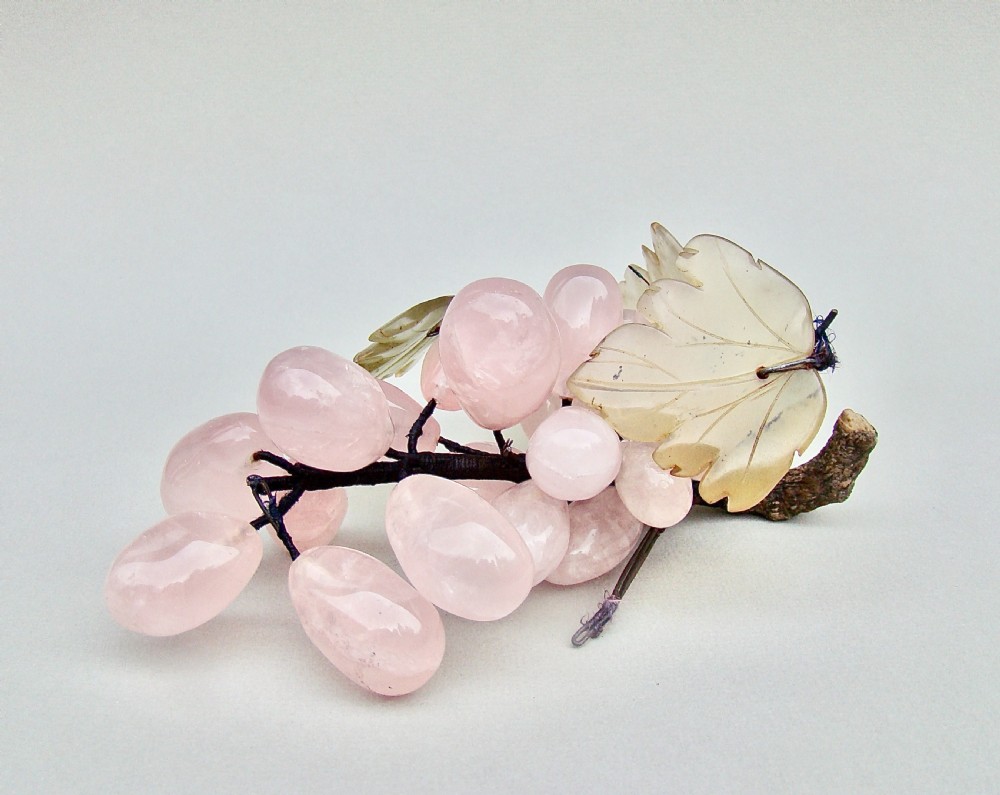 ART DECO ORNAMENTAL PINK QUARTZ &  JADE GRAPE CLUSTER, CIRCA 1920 View IV