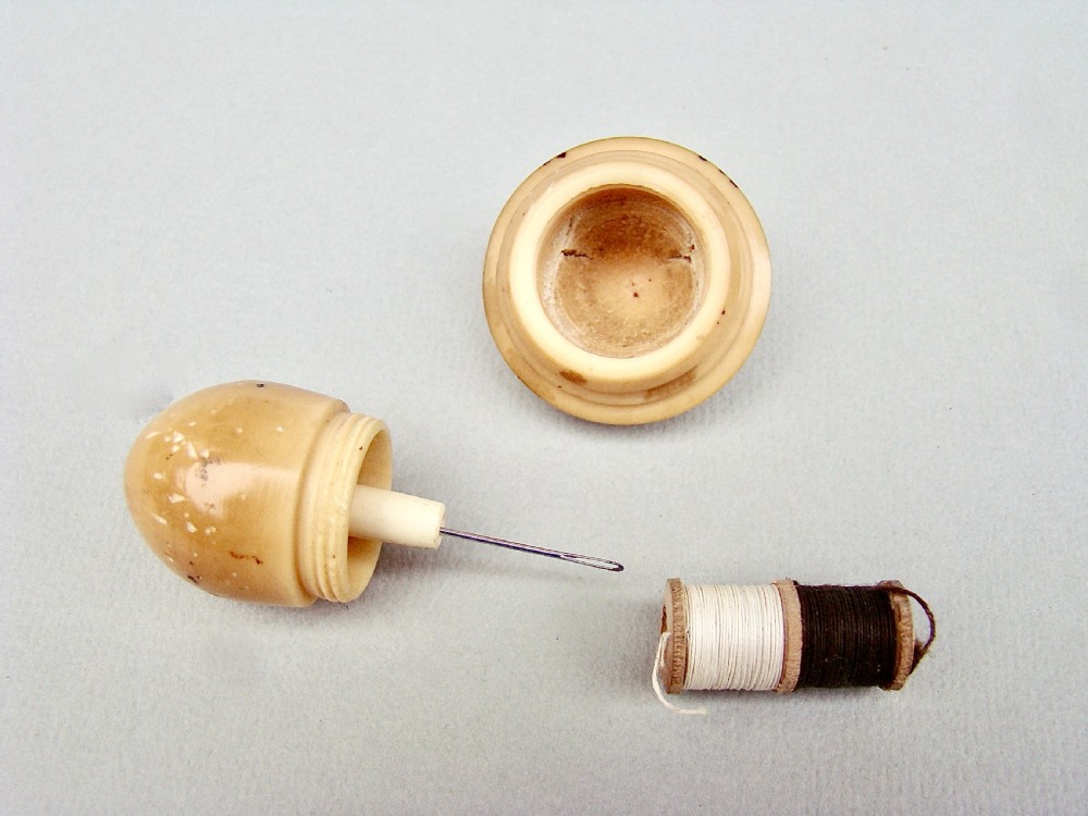 DELIGHTFUL 19TH CENTURY CARVED VEGETABLE IVORY 