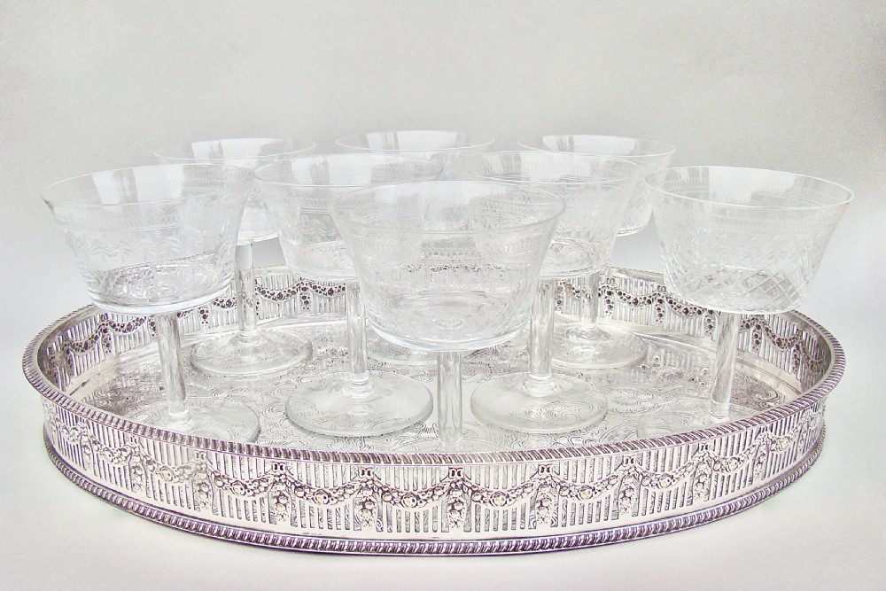 SET OF EIGHT ART DECO PALL MALL CHAMPAGNE GLASSES, CIRCA 1920 View VI