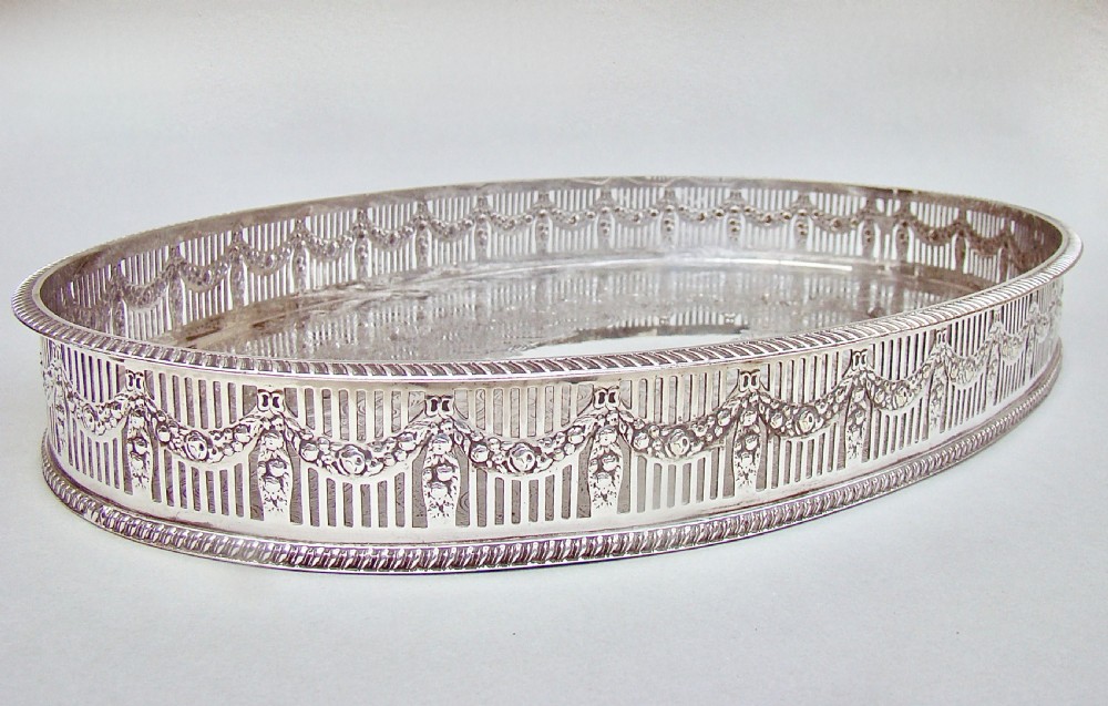 ELEGANT ART DECO SILVER PLATED DRINKS TRAY, CIRCA 1920 View IV