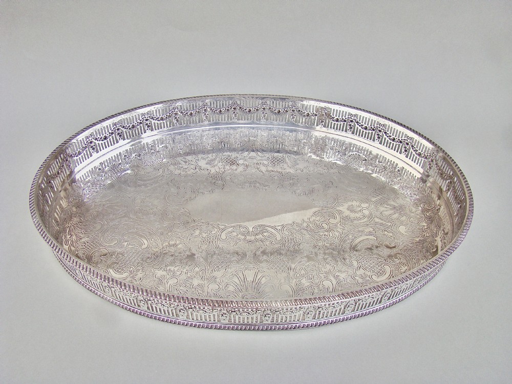 ELEGANT ART DECO SILVER PLATED DRINKS TRAY, CIRCA 1920